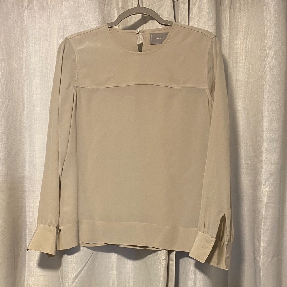 Everlane 100% Silk Cream long sleeve Blouse